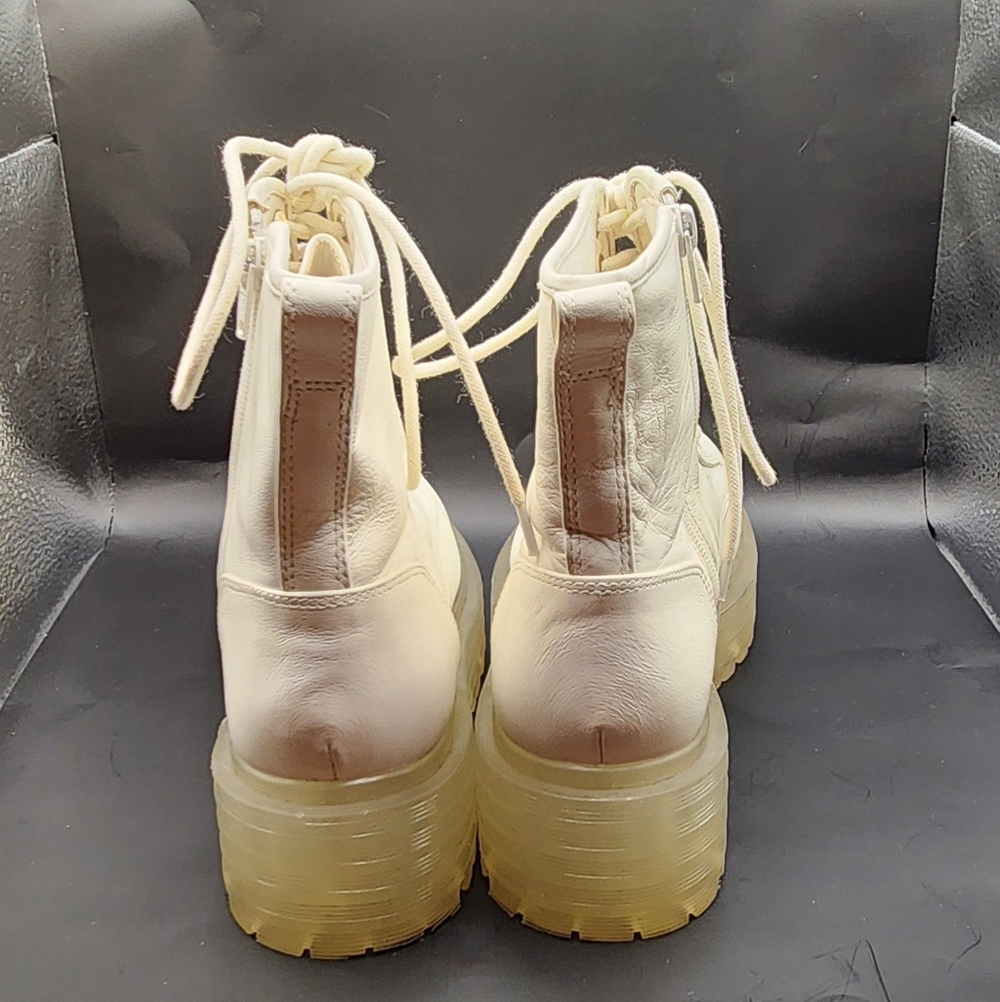 Gianni Bini Women's White Lace-Up Platform Boots - Picture 4 of 8